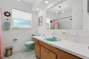 1835 Dormieone Rd N, Saint Petersburg, FL 33710 - Photo 24