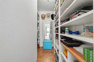 1835 Dormieone Rd N, Saint Petersburg, FL 33710 - Photo 20