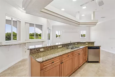 8335 Cheyenne Drive, Seminole, FL 33777 - Photo 14
