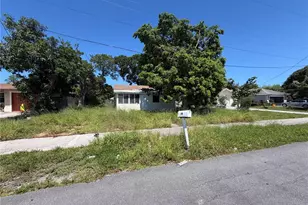 39 NW 13th Ave, Delray Beach, FL 33444 - Photo 2