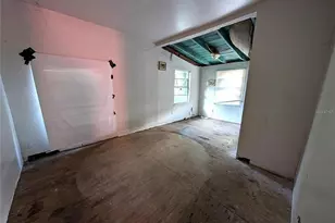 3706 N 36th St, Tampa, FL 33610 - Photo 14