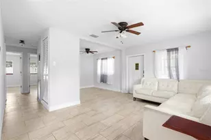 2430 N Ramona Cir, Tampa, FL 33612 - Photo 6