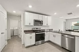 10213 Cloudburst Ct, Riverview, FL 33578 - Photo 12