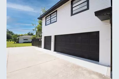 1736 W Country Club, Tampa, FL 33612 - Photo 8