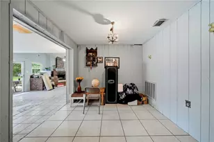1011 Emerald Dr, Brandon, FL 33511 - Photo 26