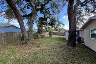 1014 Stonefence Way, Tarpon Springs, FL 34689 - Photo 16