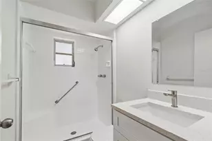 1614 S Lake Ave, Clearwater, FL 33756 - Photo 18