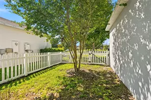 21213 Passive Porch Dr, Land O Lakes, FL 34637 - Photo 28