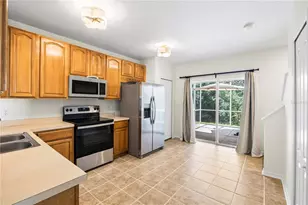 15849 Fishhawk View Dr, Lithia, FL 33547 - Photo 8