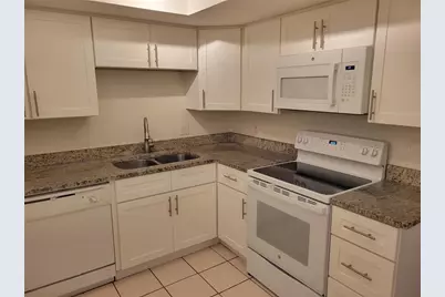 1508 N Saturn Avenue, Clearwater, FL 33755 - Photo 4