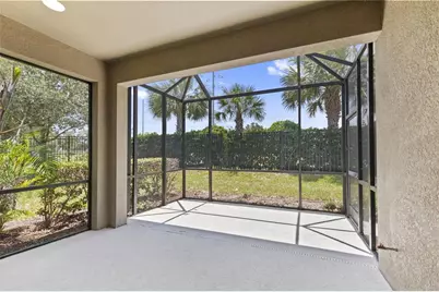 13506 Circa Crossing Drive, Lithia, FL 33547 - Photo 18
