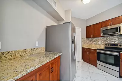 1201 Bay Club Circle, Tampa, FL 33607 - Photo 48