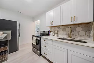 14060 Miramar Ave, Saint Petersburg, FL 33708 - Photo 20