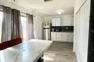 7011 Conifer Dr, Tampa, FL 33637 - Photo 4