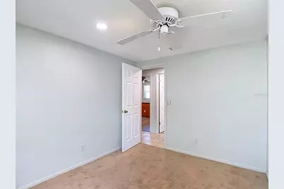 7916 Woodgrove Circle, Tampa, FL 33615 - Photo 18