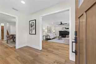 310 Park St N, Saint Petersburg, FL 33710 - Photo 8