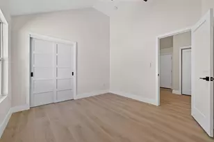 310 Park St N, Saint Petersburg, FL 33710 - Photo 44