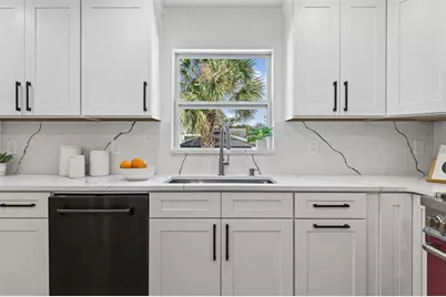 310 Park Street N, Saint Petersburg, FL 33710 - Photo 26