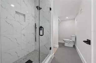 310 Park St N, Saint Petersburg, FL 33710 - Photo 38