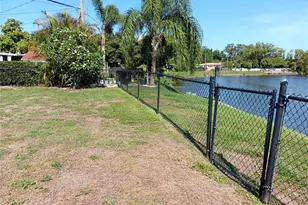 4864 Lake Charles Dr N, Kenneth City, FL 33709 - Photo 30