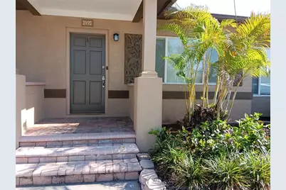 4864 Lake Charles Drive N, Kenneth City, FL 33709 - Photo 32