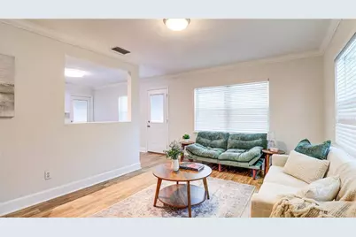 8110 Diagonal Road N, Saint Petersburg, FL 33702 - Photo 6
