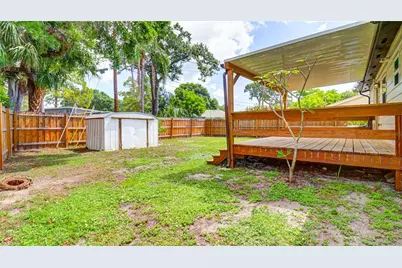 8110 Diagonal Road N, Saint Petersburg, FL 33702 - Photo 44
