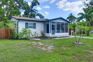 8110 Diagonal Rd N, Saint Petersburg, FL 33702 - Photo 2