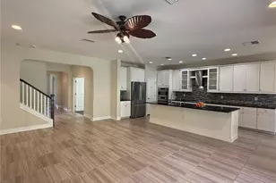 4557 Vermillion Sky Dr, Wesley Chapel, FL 33544 - Photo 10