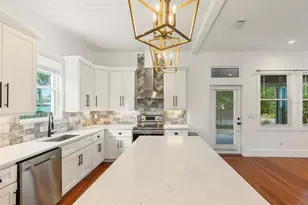 214 E Floribraska Ave, Tampa, FL 33603 - Photo 6
