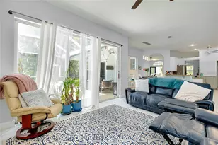 360 Cedarbrook Ct, Venice, FL 34292 - Photo 8
