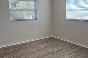 555 69th Ave, Saint Petersburg, FL 33706 - Photo 16