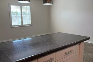 555 69th Ave, Saint Petersburg, FL 33706 - Photo 10