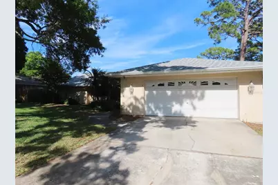 7555 Pine Valley Lane, Seminole, FL 33776 - Photo 2