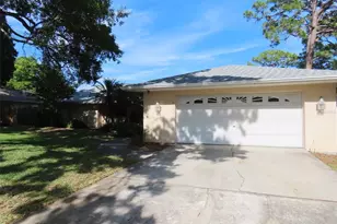 7555 Pine Valley Ln, Seminole, FL 33776 - Photo 2