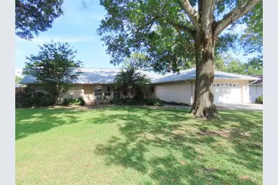 7555 Pine Valley Lane, Seminole, FL 33776 - Photo 1