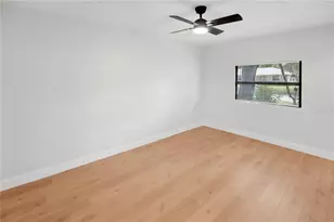 6425 S Richard Ave, Tampa, FL 33616 - Photo 16