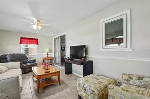 3902 Julie Dr, Wesley Chapel, FL 33543 - Photo 16
