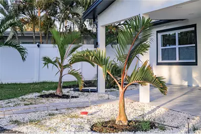 1015 Boca Ciega Isle Drive, Saint Pete Beach, FL 33706 - Photo 4