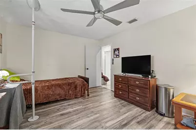 165 Woodcutter Lane, Palm Harbor, FL 34683 - Photo 18