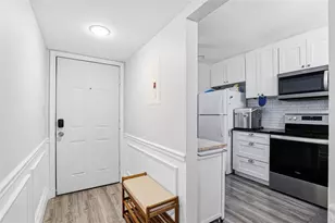 2424 W Tampa Bay Blvd, Tampa, FL 33607 - Photo 2