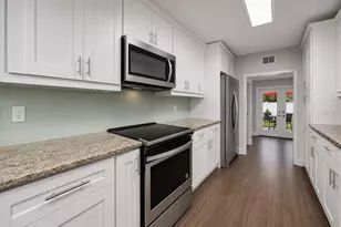 726 38th Ave N, Saint Petersburg, FL 33704 - Photo 6