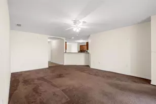 1550 Blossom Bayou Cir, Ruskin, FL 33570 - Photo 10