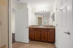 1550 Blossom Bayou Cir, Ruskin, FL 33570 - Photo 20