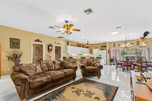 7791 Carver Ct, Seminole, FL 33772 - Photo 10
