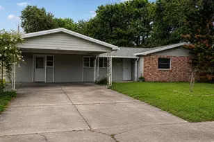 3027 Redwood Ave, Lakeland, FL 33803 - Photo 1