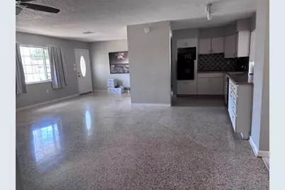 4835 61st Lane N, Kenneth City, FL 33709 - Photo 8