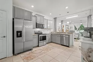 5374 Sylvester Loop, Tampa, FL 33610 - Photo 6