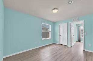 4958 White Sanderling Ct, Tampa, FL 33619 - Photo 24