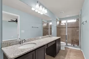 4958 White Sanderling Ct, Tampa, FL 33619 - Photo 20